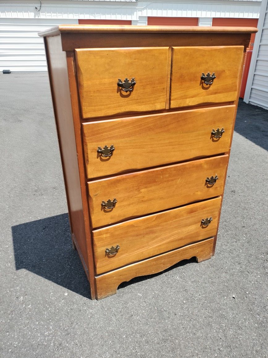 Vintage Maple Solid Wood Chest Dresser.