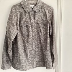 NEW Croft & Barrow Women’s Top Size L Gray Faux Suede Shirt Button Up Blouse 