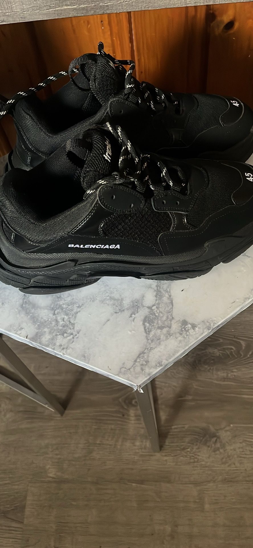Balenciagas Triple S