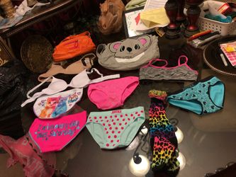 UNDER CLOTHES 8/10 JUSTICE