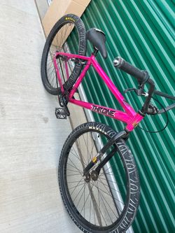 Throne goon bike