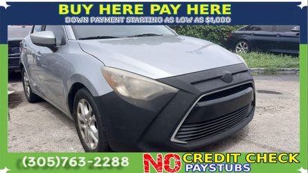 2017 Toyota Yaris iA