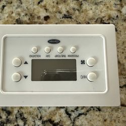 Carrier programmable thermostat