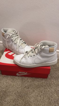 FREE / GRATIS NIKES SIZE 6