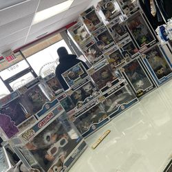 FUNKO POPS AVAILABLE !!! BUY SELL TRADE