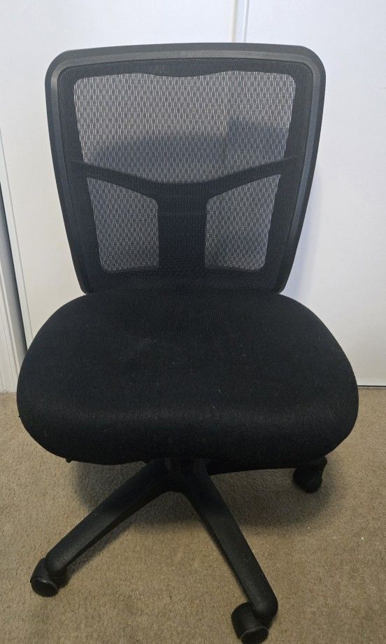 Nice and Great Condition Office Chair 
