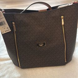 New Michael Kors Purse 