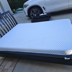 Full size mattress and bed frame with drawers