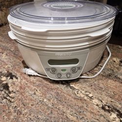 Presto Digital Electric 6-Tray Food Dehydrator
