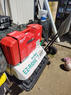 Milwaukee sawzall with Case
