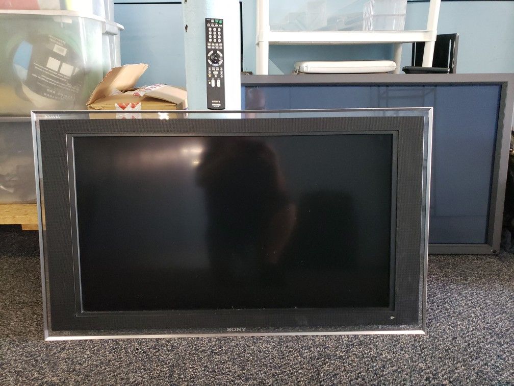 Sony Bravia TV Model # KDL-40XBR4
