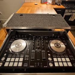 Pioneer DDJSR w/ ODYSSEY case