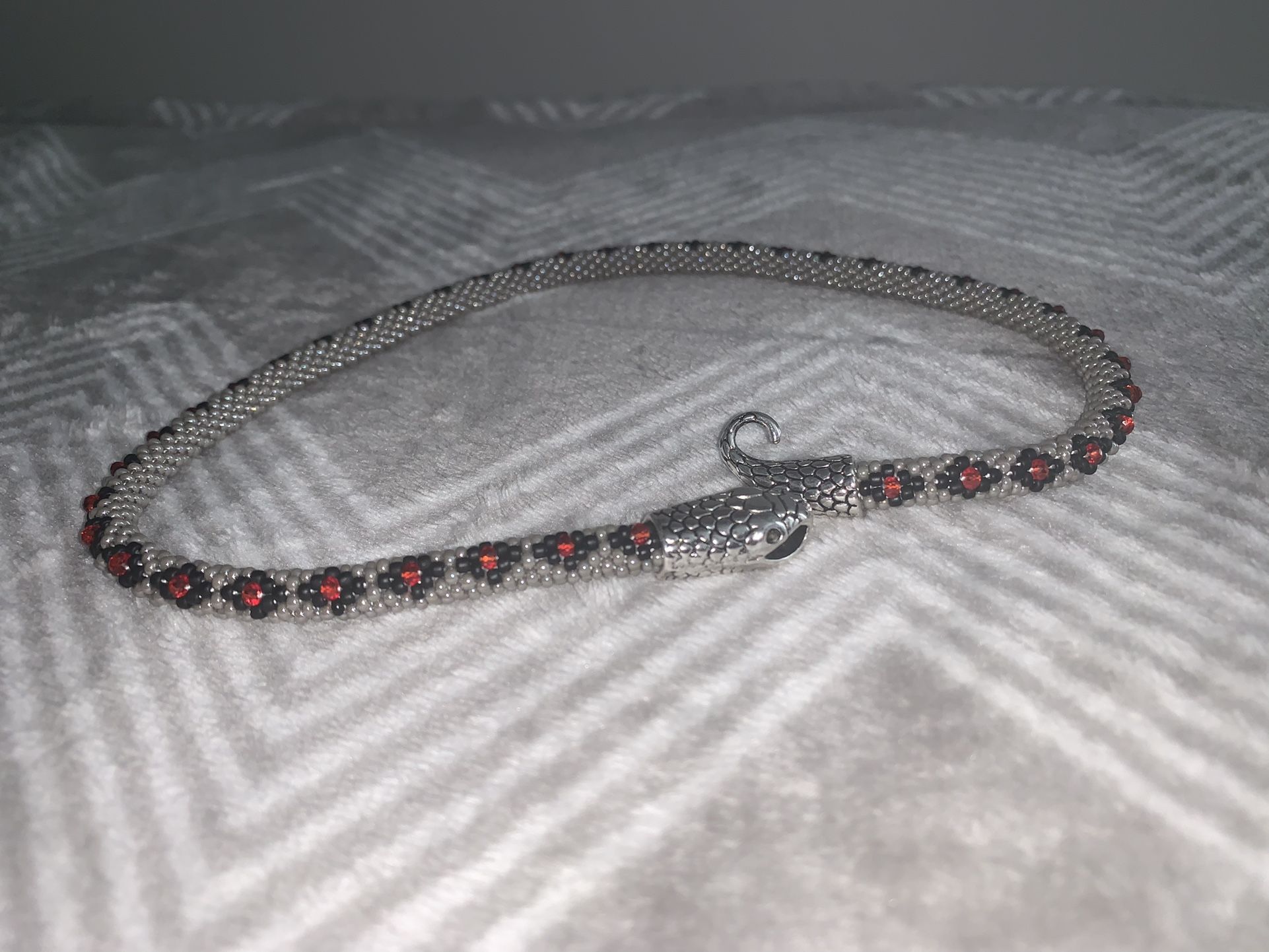 Snake Choker 