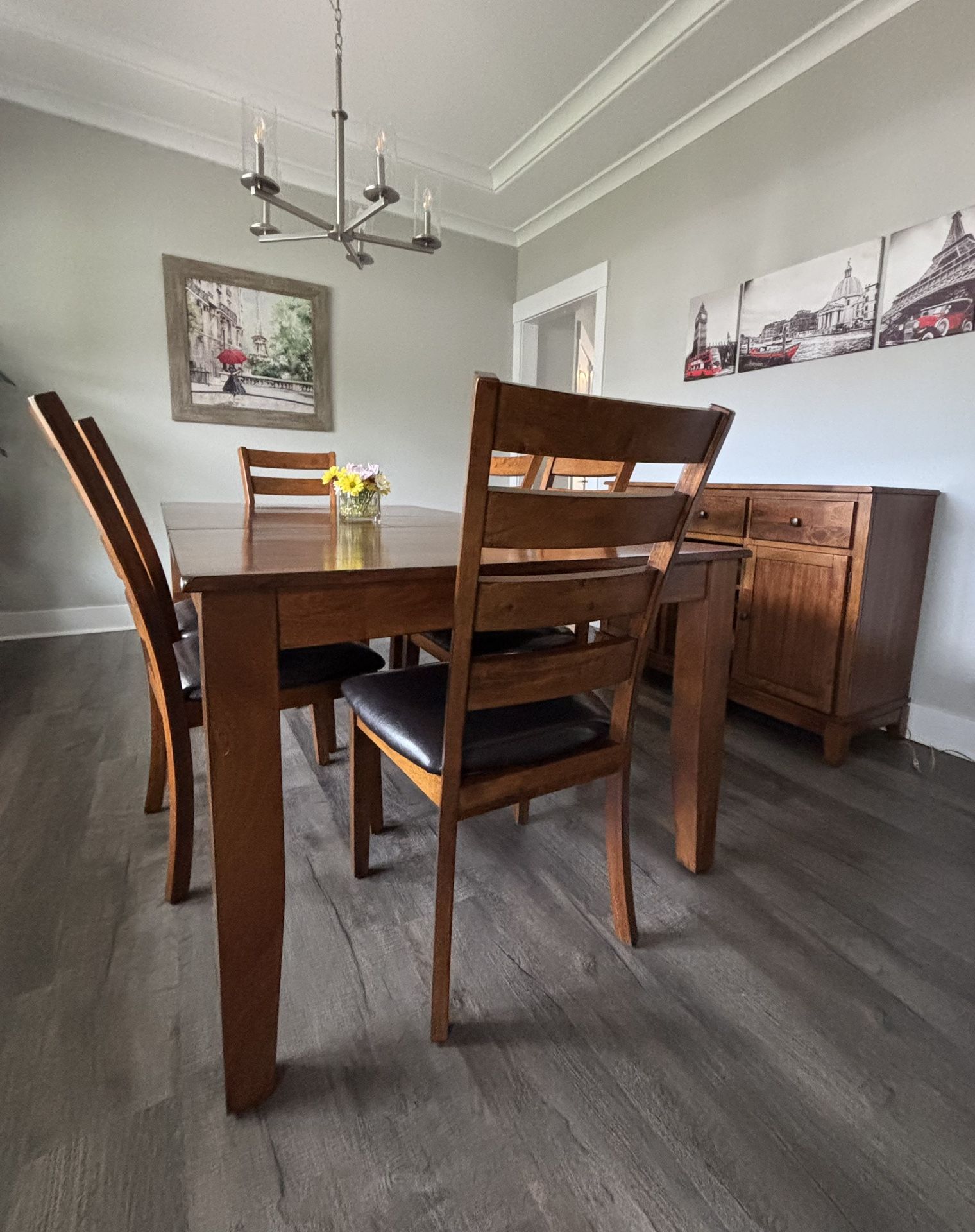 Dining Room Table & Hutch