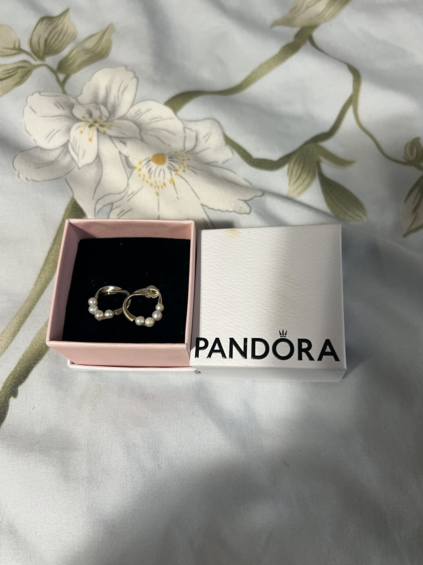 Pandora Ear Rings
