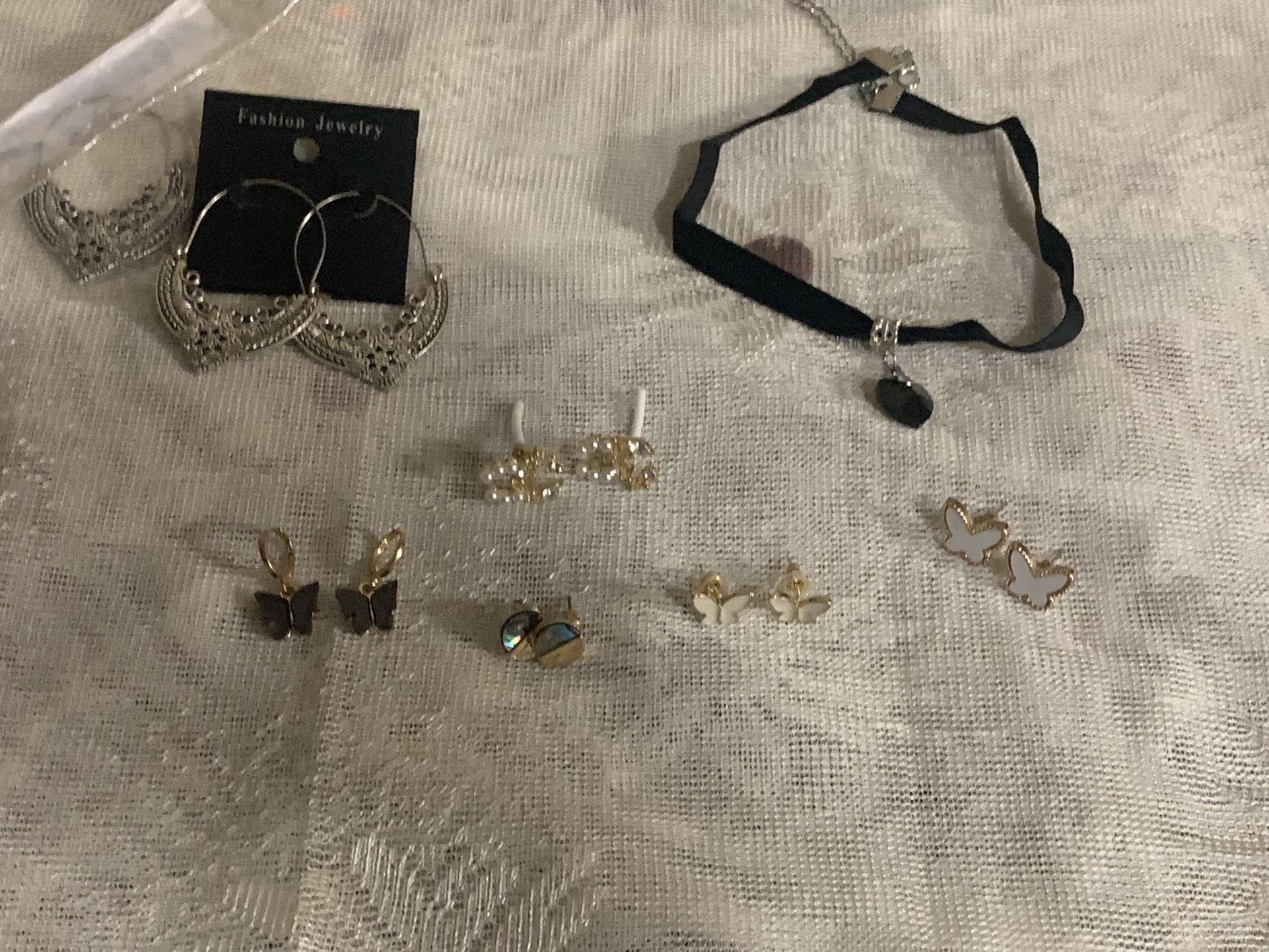 Beautiful Small Earrings And Choker $3 Each