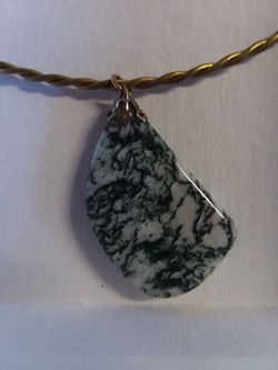 Choker, hand made necklace, With a beautiful Stone.