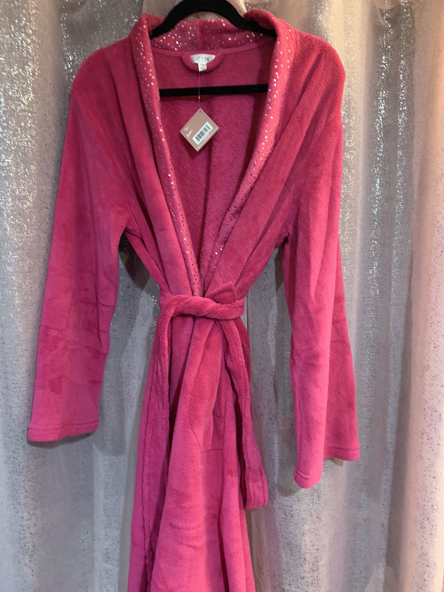 Plush robe size xl