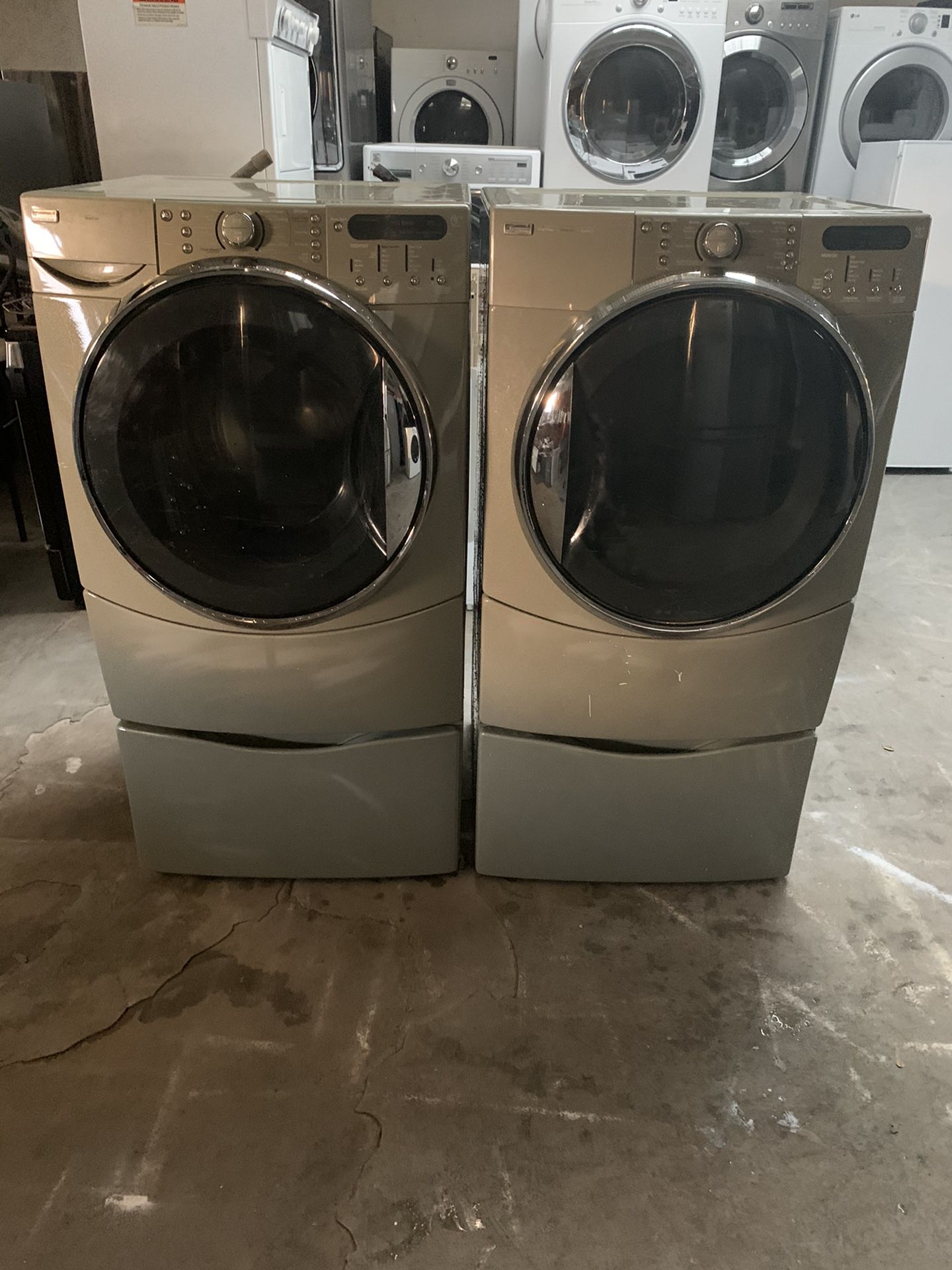 Set washer and dryer brand kenmor electric dryer everything is good working condition 90 days warranty delivery and installation