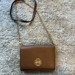 Tory Burch Chain Wallet 