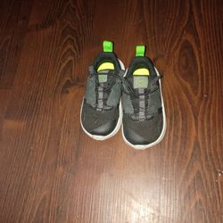 Green Baby Nike E Shoes