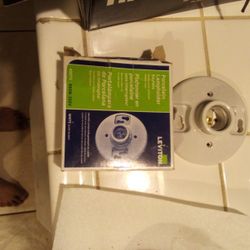 Leviton Porcelain Lampholder