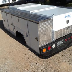 "LET IT RAIN"? "HARBOR PERFECT CLOSURE"Utility Bed-Back In The Harbor! auto parts accessories