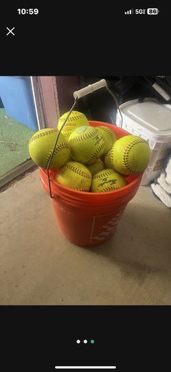 30 Soft Balls  