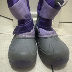 Snow Boots