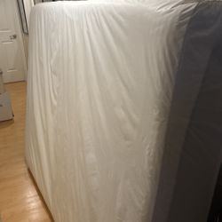 Queen Mattress- Semi New