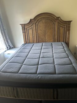 King sized bed