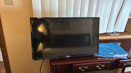Onn t.v still new 40$