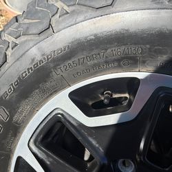 4 Jeep tires