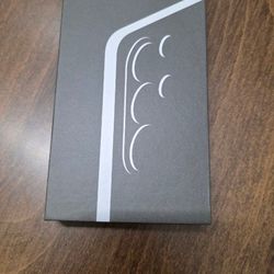 Brand new s26 ultra 1tb silver shadow unlock receipt available