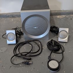 Bose Companion 3 speakers