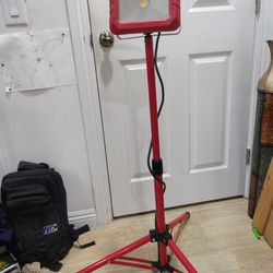 Light And Stand Hypertough