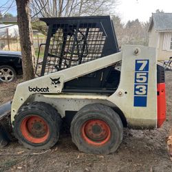 Bobcat 753 