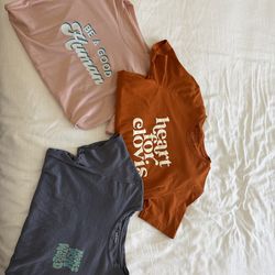 Women’s shirts