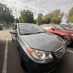 2010 Hyundai Elantra 