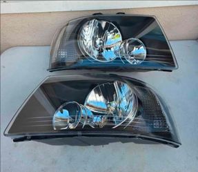 03-06 Ford Expedition Headlights Luces Calaveras Micas Faros Focos Faroles
Headlamps