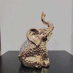 Ceramic Golden Bright Elephant with decorative stones / Miami 33182