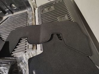 OEM Genuine Carpet Floor Mats for Honda Pilot (2 Rows - 3 Pieces)