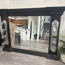 Lighted Vanity Mirror