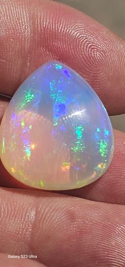 27ct flawless natural opal