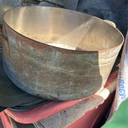 Copper pot