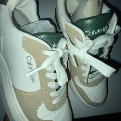 Mens Calvin Klein Shoe 9 1/2 Crème And white