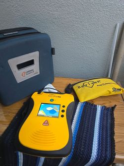 CARDIAC SCIENCE Defribulator