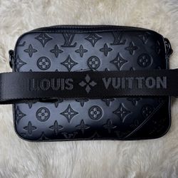 Louis Vuitton Crossbody