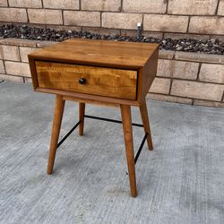 Mid-century, modern single nightstand