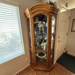 Philip Reinisch Co. Barrington Corner Curio Cabinet